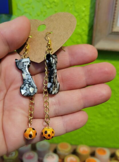Shell and Resin Cats with Chain and Acrylic Bead Earrings - Image 2