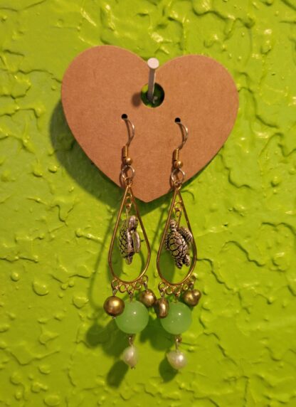 Turtles Green Glass Beads and Freshwater Pearls Earrings