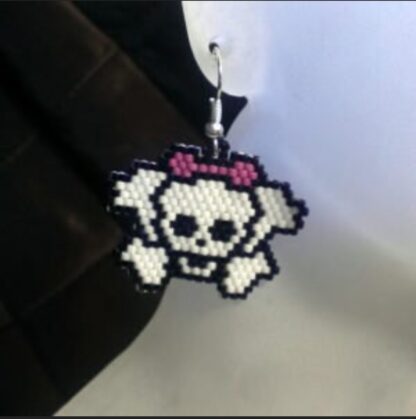 Girly Skull Brick Stitch Earring Pattern