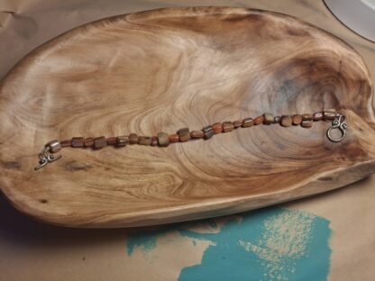 Shell Beaded Bracelet with Semi-Precious Stones - Image 2