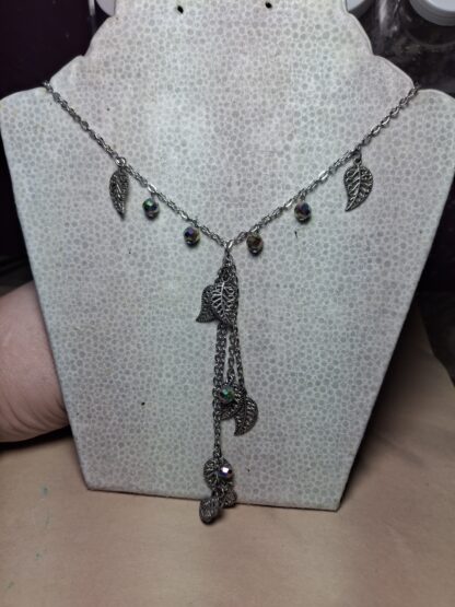 Silver Leaves Dangle Necklace