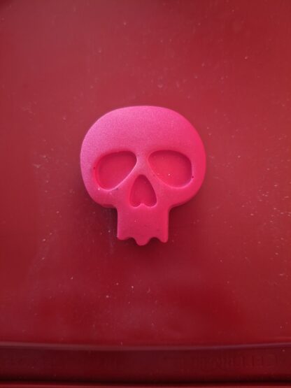 Resin Red Spooky Skull Magnet